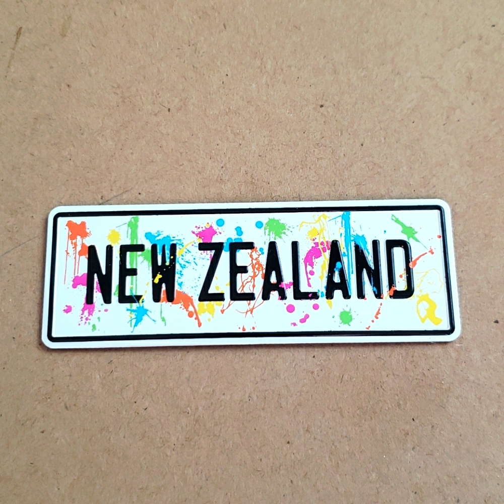 New Zealand Magnet - Picture 1 of 2